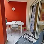 23m² Pres Avec Terrasse - Fr-1-472a-244 Apartment *