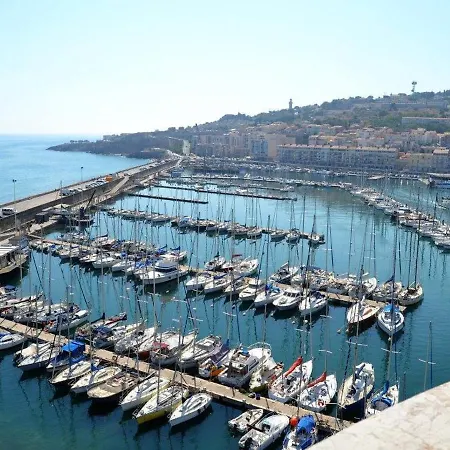23m² Près Avec Terrasse - Fr-1-472a-244 * Sète